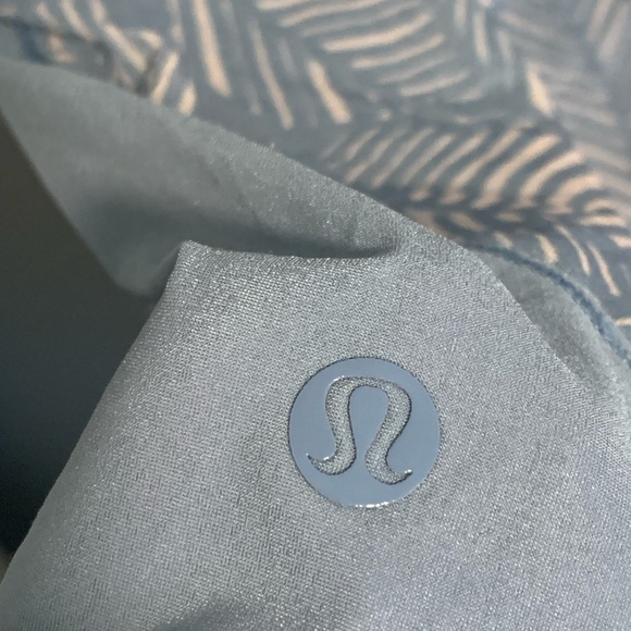 Lululemon Tank Top - Picture 3 of 4